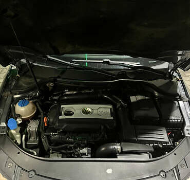 Сірий Фольксваген Пассат, об'ємом двигуна 1.8 л та пробігом 298 тис. км за 5999 $, фото 30 на Automoto.ua