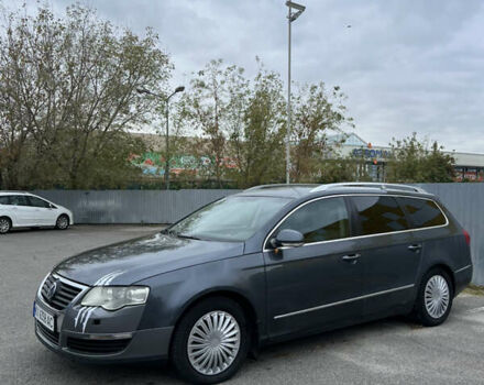 Серый Фольксваген Пассат, объемом двигателя 1.97 л и пробегом 300 тыс. км за 5000 $, фото 2 на Automoto.ua