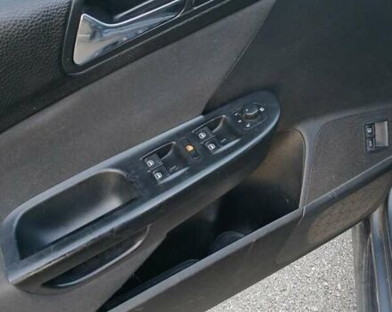 Серый Фольксваген Пассат, объемом двигателя 2 л и пробегом 304 тыс. км за 4900 $, фото 13 на Automoto.ua