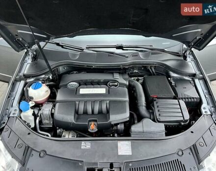 Серый Фольксваген Пассат, объемом двигателя 1.6 л и пробегом 198 тыс. км за 7600 $, фото 27 на Automoto.ua