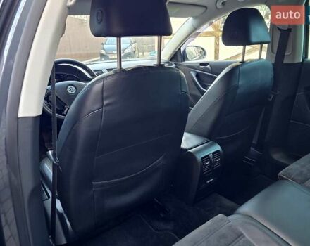 Сірий Фольксваген Пассат, об'ємом двигуна 1.8 л та пробігом 212 тис. км за 7500 $, фото 139 на Automoto.ua