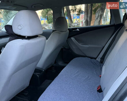 Сірий Фольксваген Пассат, об'ємом двигуна 1.97 л та пробігом 300 тис. км за 5900 $, фото 8 на Automoto.ua