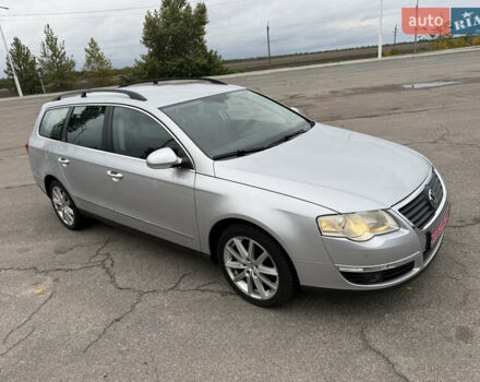 Серый Фольксваген Пассат, объемом двигателя 1.4 л и пробегом 225 тыс. км за 6850 $, фото 4 на Automoto.ua