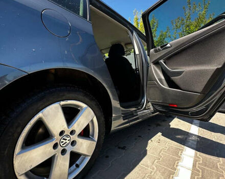 Серый Фольксваген Пассат, объемом двигателя 1.97 л и пробегом 234 тыс. км за 7950 $, фото 8 на Automoto.ua