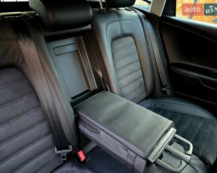 Сірий Фольксваген Пассат, об'ємом двигуна 1.8 л та пробігом 212 тис. км за 7500 $, фото 98 на Automoto.ua