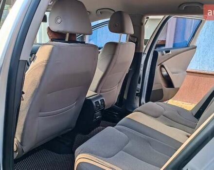 Серый Фольксваген Пассат, объемом двигателя 1.39 л и пробегом 225 тыс. км за 7100 $, фото 18 на Automoto.ua