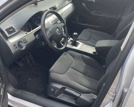 Серый Фольксваген Пассат, объемом двигателя 1.4 л и пробегом 182 тыс. км за 8200 $, фото 7 на Automoto.ua