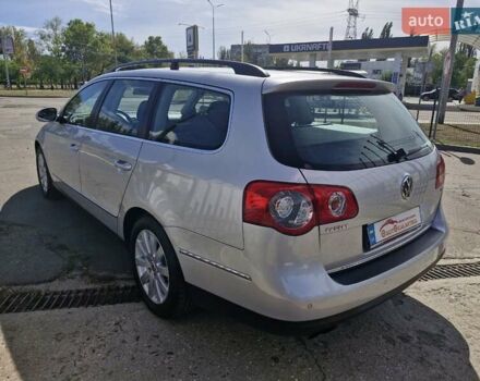 Серый Фольксваген Пассат, объемом двигателя 1.8 л и пробегом 243 тыс. км за 7799 $, фото 3 на Automoto.ua