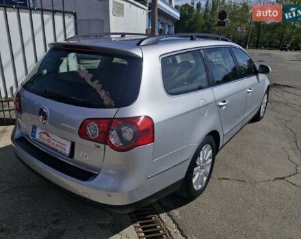 Серый Фольксваген Пассат, объемом двигателя 1.8 л и пробегом 243 тыс. км за 7799 $, фото 5 на Automoto.ua