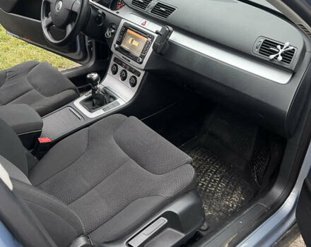 Серый Фольксваген Пассат, объемом двигателя 1.39 л и пробегом 252 тыс. км за 7000 $, фото 19 на Automoto.ua