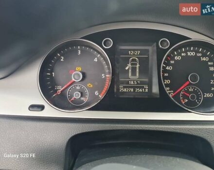 Серый Фольксваген Пассат, объемом двигателя 2 л и пробегом 245 тыс. км за 7500 $, фото 11 на Automoto.ua