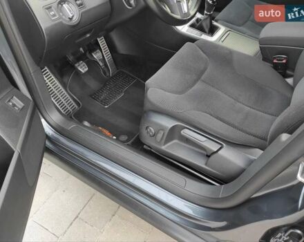 Серый Фольксваген Пассат, объемом двигателя 1.6 л и пробегом 262 тыс. км за 7000 $, фото 52 на Automoto.ua