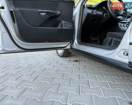 Серый Фольксваген Пассат, объемом двигателя 1.4 л и пробегом 211 тыс. км за 6750 $, фото 42 на Automoto.ua