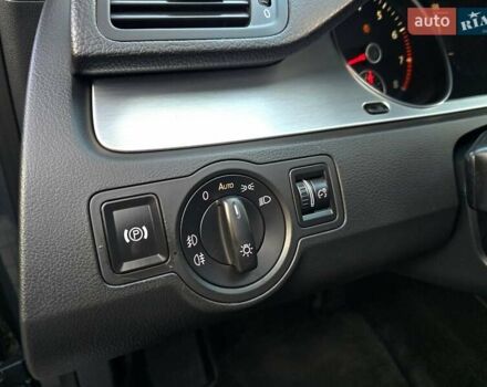 Сірий Фольксваген Пассат, об'ємом двигуна 1.8 л та пробігом 212 тис. км за 7500 $, фото 110 на Automoto.ua