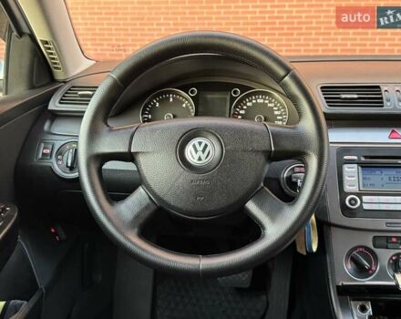 Фольксваген Пассат 2009 в Одессе на Automoto.ua Серый Фольксваген Пассат, объемом двигателя 2 л и пробегом 279 тыс. км за 6200 $, фото 48 на Automoto.ua