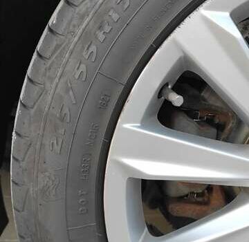 Серый Фольксваген Пассат, объемом двигателя 1.6 л и пробегом 262 тыс. км за 7000 $, фото 31 на Automoto.ua