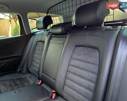 Сірий Фольксваген Пассат, об'ємом двигуна 1.8 л та пробігом 212 тис. км за 7500 $, фото 142 на Automoto.ua