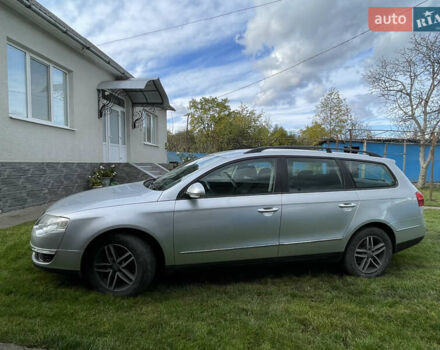 Серый Фольксваген Пассат, объемом двигателя 2 л и пробегом 273 тыс. км за 7300 $, фото 4 на Automoto.ua