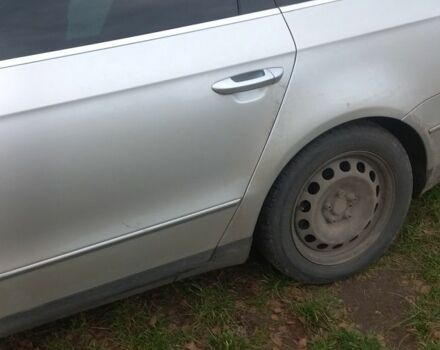 Серый Фольксваген Пассат, объемом двигателя 2 л и пробегом 360 тыс. км за 7200 $, фото 1 на Automoto.ua