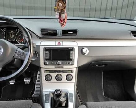 Серый Фольксваген Пассат, объемом двигателя 1.6 л и пробегом 262 тыс. км за 7000 $, фото 42 на Automoto.ua