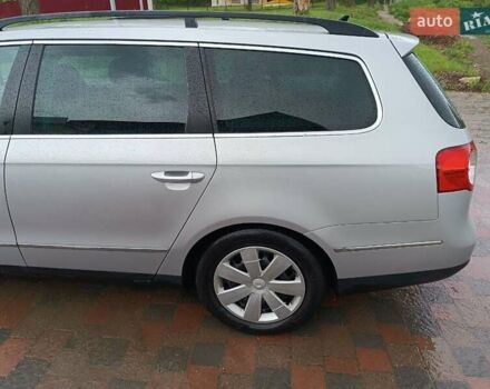 Сірий Фольксваген Пассат, об'ємом двигуна 2 л та пробігом 215 тис. км за 7500 $, фото 6 на Automoto.ua