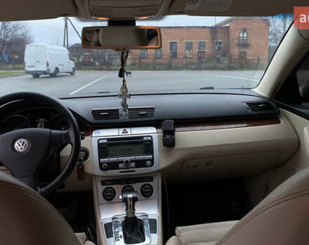 Сірий Фольксваген Пассат, об'ємом двигуна 1.97 л та пробігом 289 тис. км за 7500 $, фото 9 на Automoto.ua