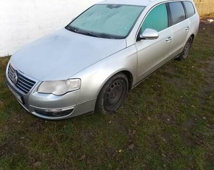 Серый Фольксваген Пассат, объемом двигателя 2 л и пробегом 360 тыс. км за 7200 $, фото 1 на Automoto.ua