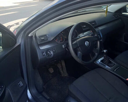 Сірий Фольксваген Пассат, об'ємом двигуна 1.6 л та пробігом 218 тис. км за 5399 $, фото 5 на Automoto.ua