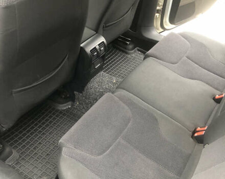 Серый Фольксваген Пассат, объемом двигателя 1.97 л и пробегом 285 тыс. км за 9000 $, фото 4 на Automoto.ua