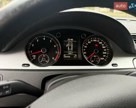 Серый Фольксваген Пассат, объемом двигателя 1.4 л и пробегом 225 тыс. км за 6850 $, фото 12 на Automoto.ua