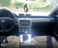 Серый Фольксваген Пассат, объемом двигателя 1.8 л и пробегом 230 тыс. км за 7000 $, фото 1 на Automoto.ua