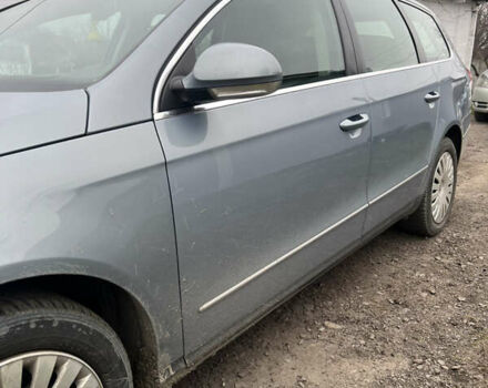 Серый Фольксваген Пассат, объемом двигателя 1.39 л и пробегом 252 тыс. км за 7000 $, фото 2 на Automoto.ua