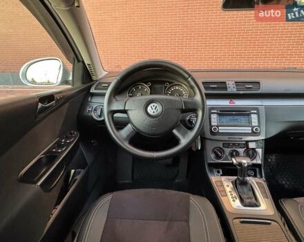 Фольксваген Пассат 2009 в Одессе на Automoto.ua Серый Фольксваген Пассат, объемом двигателя 2 л и пробегом 279 тыс. км за 6200 $, фото 49 на Automoto.ua