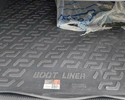 Серый Фольксваген Пассат, объемом двигателя 1.6 л и пробегом 213 тыс. км за 8650 $, фото 5 на Automoto.ua