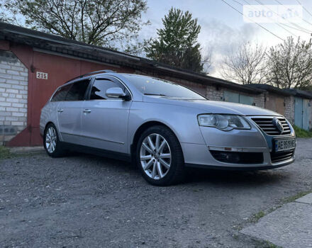 Серый Фольксваген Пассат, объемом двигателя 1.4 л и пробегом 200 тыс. км за 8400 $, фото 2 на Automoto.ua