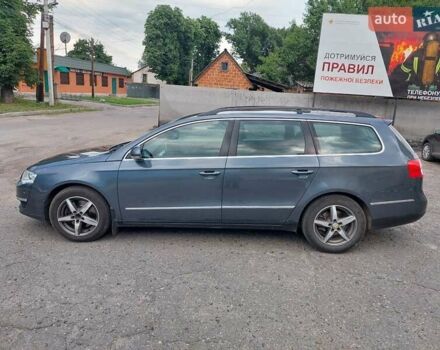 Сірий Фольксваген Пассат, об'ємом двигуна 1.6 л та пробігом 305 тис. км за 8300 $, фото 6 на Automoto.ua