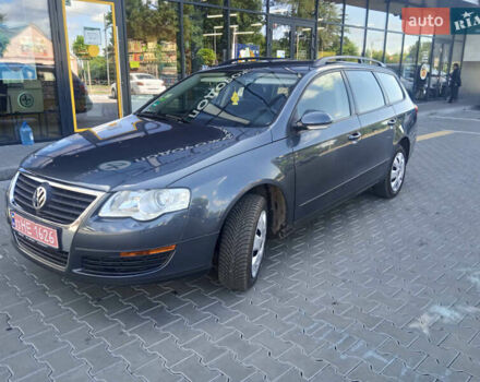 Сірий Фольксваген Пассат, об'ємом двигуна 1.6 л та пробігом 218 тис. км за 5399 $, фото 6 на Automoto.ua