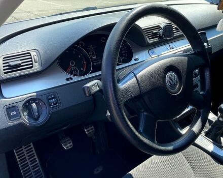 Серый Фольксваген Пассат, объемом двигателя 1.4 л и пробегом 289 тыс. км за 7500 $, фото 3 на Automoto.ua