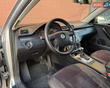 Фольксваген Пассат 2009 в Одессе на Automoto.ua Серый Фольксваген Пассат, объемом двигателя 2 л и пробегом 279 тыс. км за 6200 $, фото 28 на Automoto.ua