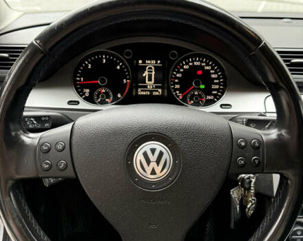 Сірий Фольксваген Пассат, об'ємом двигуна 1.97 л та пробігом 327 тис. км за 8200 $, фото 12 на Automoto.ua