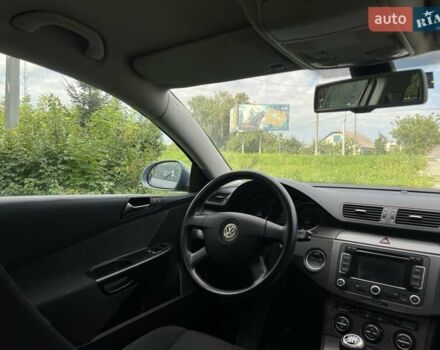 Серый Фольксваген Пассат, объемом двигателя 1.6 л и пробегом 172 тыс. км за 6200 $, фото 3 на Automoto.ua