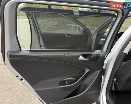 Серый Фольксваген Пассат, объемом двигателя 1.4 л и пробегом 225 тыс. км за 6850 $, фото 18 на Automoto.ua