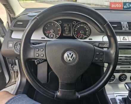 Серый Фольксваген Пассат, объемом двигателя 1.8 л и пробегом 243 тыс. км за 7799 $, фото 17 на Automoto.ua