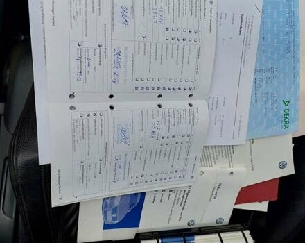 Серый Фольксваген Пассат, объемом двигателя 1.8 л и пробегом 285 тыс. км за 7200 $, фото 63 на Automoto.ua