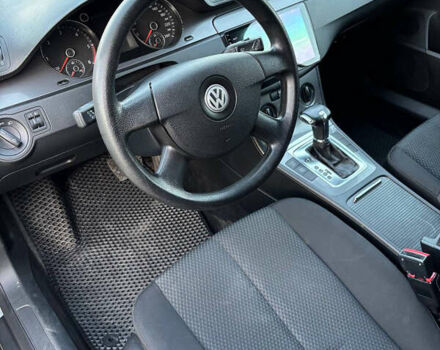 Серый Фольксваген Пассат, объемом двигателя 1.97 л и пробегом 208 тыс. км за 7500 $, фото 8 на Automoto.ua