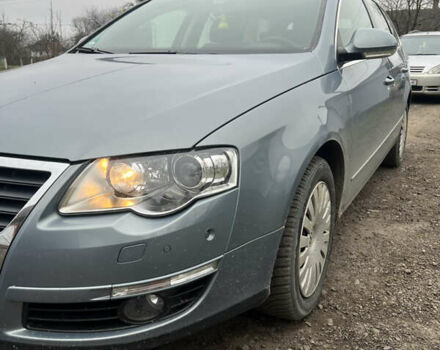 Серый Фольксваген Пассат, объемом двигателя 1.39 л и пробегом 252 тыс. км за 7000 $, фото 1 на Automoto.ua