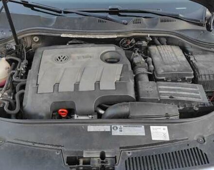 Серый Фольксваген Пассат, объемом двигателя 1.6 л и пробегом 262 тыс. км за 7000 $, фото 33 на Automoto.ua