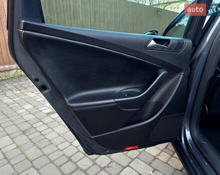 Сірий Фольксваген Пассат, об'ємом двигуна 1.8 л та пробігом 212 тис. км за 7500 $, фото 134 на Automoto.ua