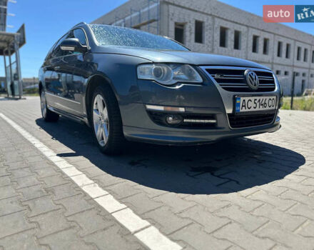Серый Фольксваген Пассат, объемом двигателя 1.97 л и пробегом 234 тыс. км за 7950 $, фото 4 на Automoto.ua