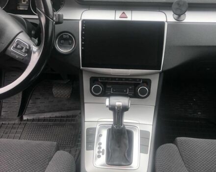 Серый Фольксваген Пассат, объемом двигателя 2 л и пробегом 285 тыс. км за 9000 $, фото 3 на Automoto.ua